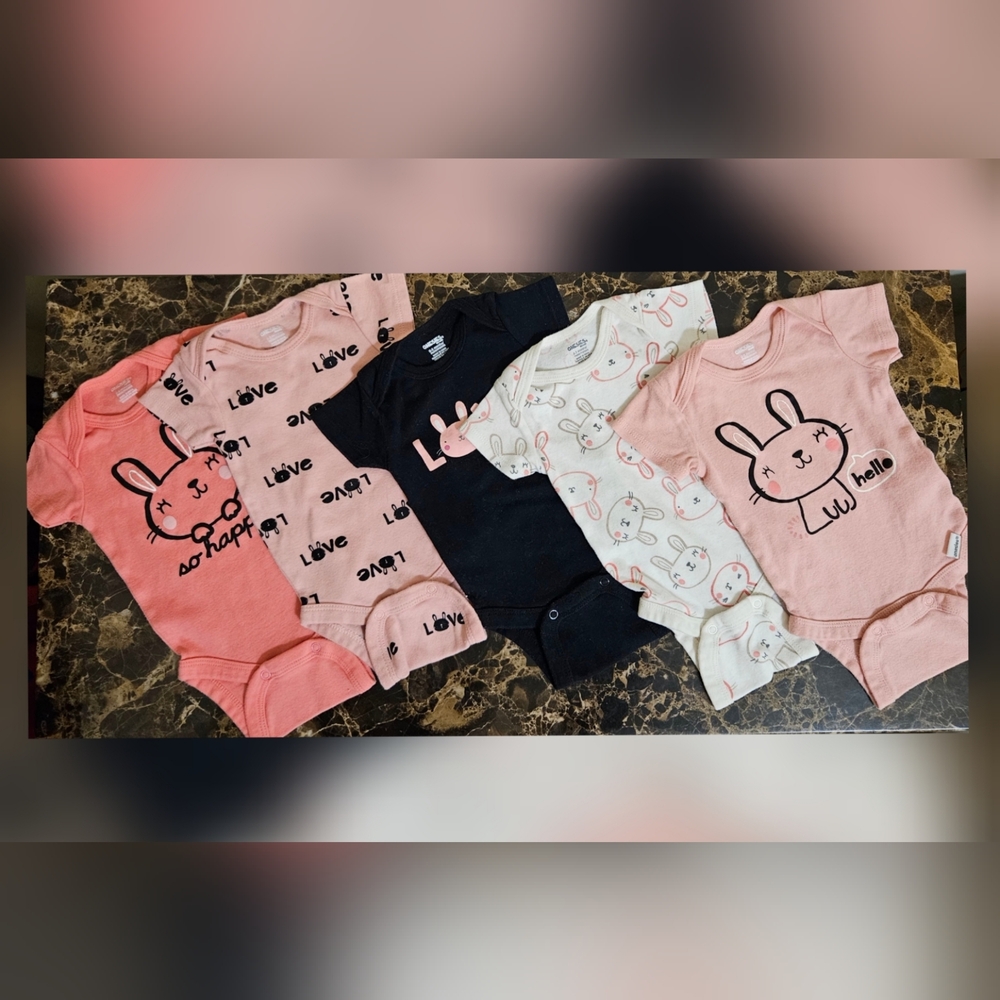 Cute Bunny and Love Print Baby Onesies Set 0-3 months